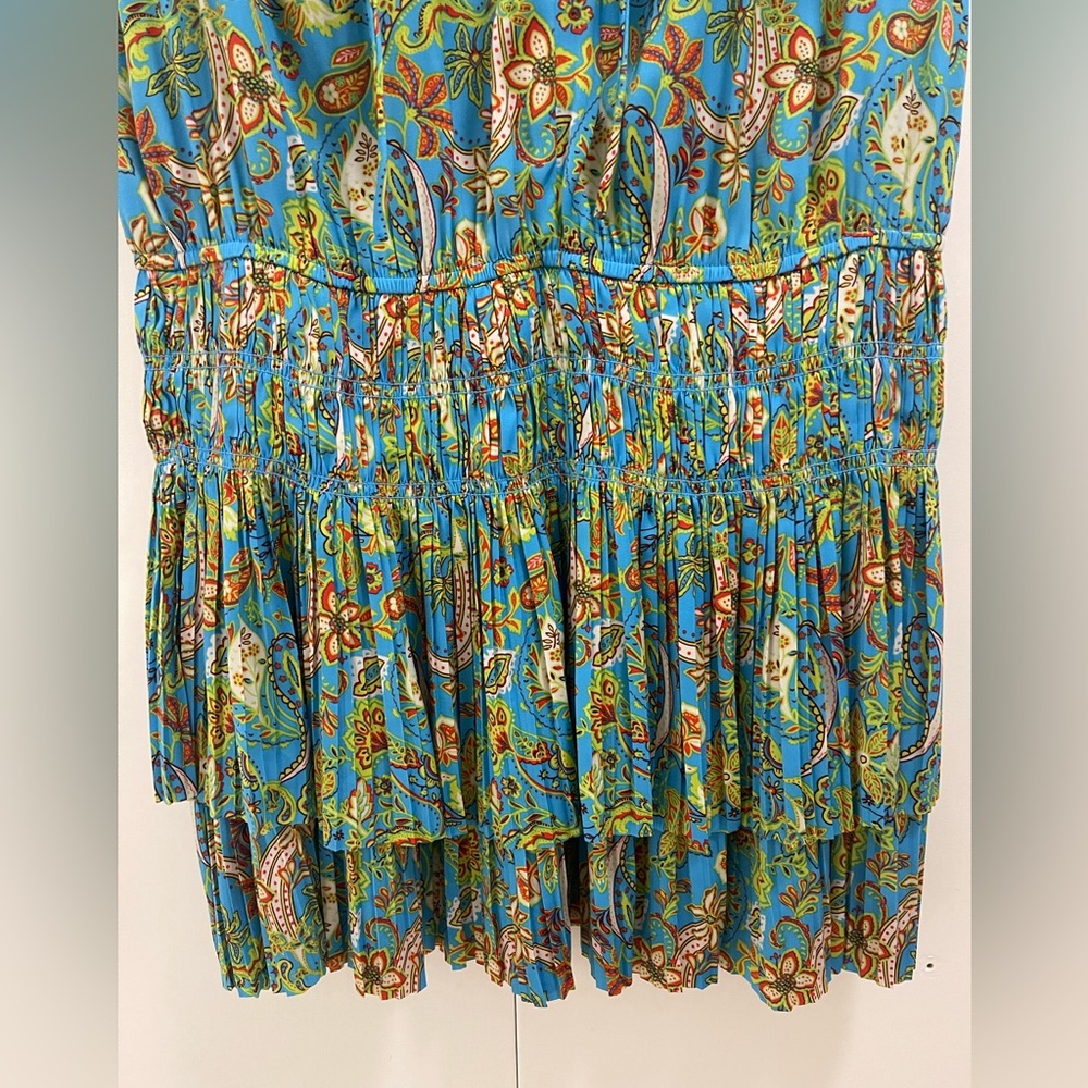 Current Air Los Angeles Blue Paisley Smocked Mini Dress. Size M - Picture 3 of 9